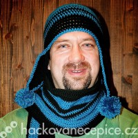 Háčkovaná čepice a šála