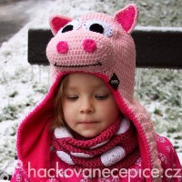 Háčkovaná ušanka Minnie